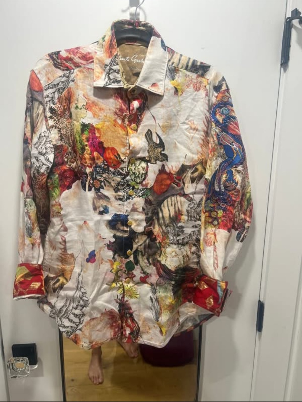 Robert Graham Limited Edition Morelli Galaxy. SUPER RARE! Size Medium